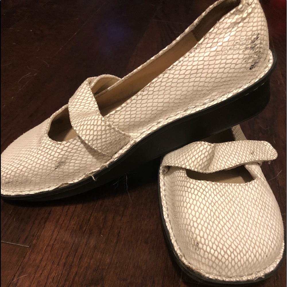 Alegria Nursing Shoes